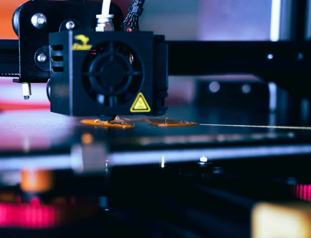 How To Differentiate Between Machining Services And 3D Printing Services缩略图