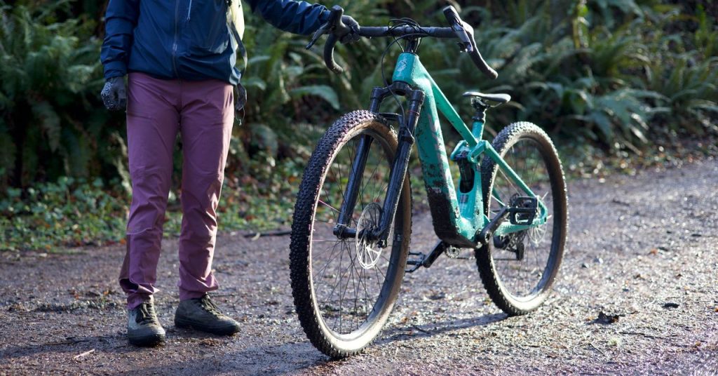 Salsa Wanderosa Electric Bike Review: Full-Suspension Drop-Bar Gravel Ride Salsa Wanderosa Electric Bike Review: Full-Suspension Drop-Bar Gravel Ride