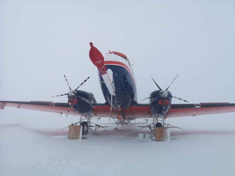 Antarctica’s Cloud Mystery: What’s Really Floating Above the Ice? T Bird